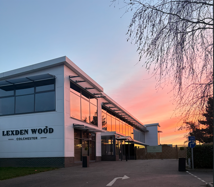 Lexden Sign Lexden Wood Golf & Leisure Club | Top Golf Course & Driving Range in ...